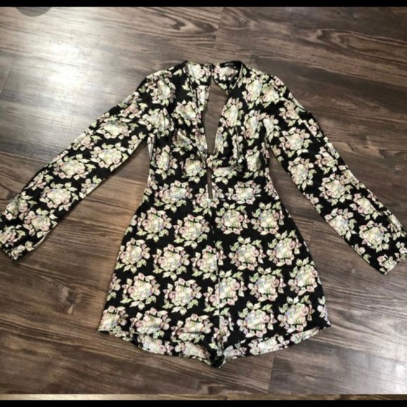 Women’s split sleeves romper - Picture 1 of 7